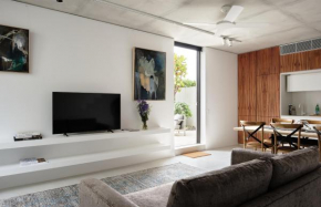 Premium Bondi 2 Bed Apartment with Outdoor Patio